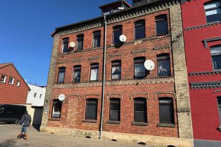 Haus zum Kaufen in Halberstadt 226.000,00 € 442 m²