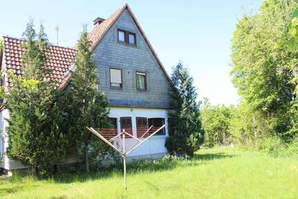 Haus zum Kaufen in Medebach 110.000,00 € 166 m²