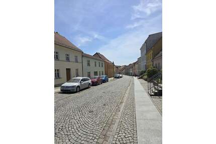 Haus zum Kaufen in Strausberg 849.000,00 € 320 m²