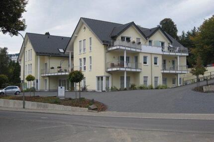 Helle 2-Zi-DG-Wohnung 84 m² mit Balkon in Eckenhagen - Reichshof