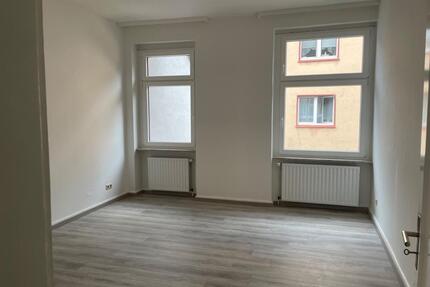 Schöne, helle Wohnung, mit BAlkon,WG-geeignet im Hochschulviertel - Hagen Hagen-Mitte