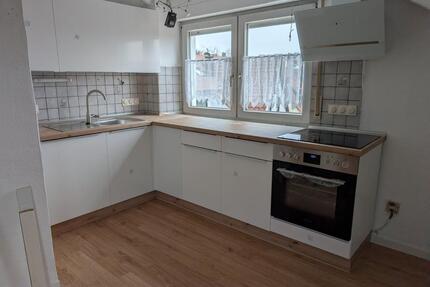 3 Zimmer DG-Wohnung in Leutenbach mit neuer Küche - Winnenden