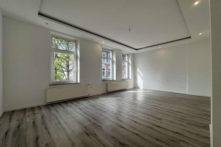 Stilvolle 2-Zimmer-Wohnung mit Balkon – sofort verfügbar in Wilhelmshaven-Heppens