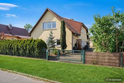 Haus zum Kaufen in Neuenhagen 645.000,00 € 196 m²