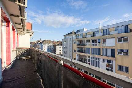 Wohnung zum Kaufen in Düsseldorf 215.000,00 € 64 m²