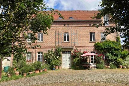 Traumhaftes Bauernhaus - 810.000,00&nbsp;EUR Kaufpreis, ca.&nbsp; 340,00&nbsp;m&sup2; in Naumburg (Saale) (PLZ: 06618)