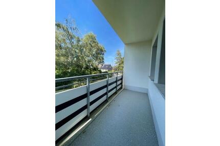 *Erstbezug nach Sanierung*Balkonwohnung*grüne Siedlung* - Essen Stadtbezirk IV