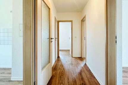 Wohnung zum Mieten in Freital 463,83 € 62.68 m²