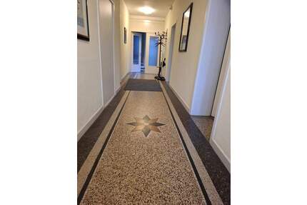 Helle Stadtwohnung mit guter Anbindung und Ausblick - Saarburg