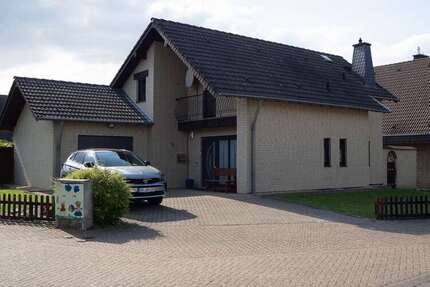 Haus zum Kaufen in Niederzier 385.000,00 € 112 m²