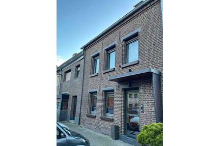 Haus zum Kaufen in Krefeld 499.000,00 € 173 m²