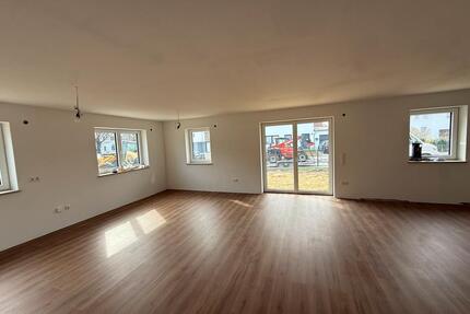 Neubau Erstbezug! 4,5-Zimmer Wohnung mit Terrasse und Garten - Dingolfing