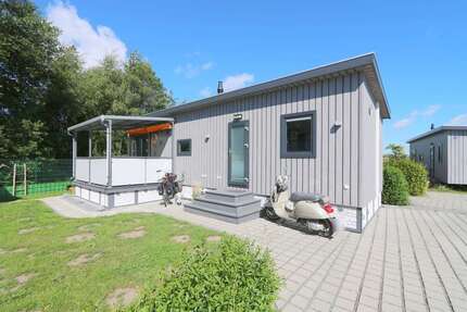 Haus zum Kaufen in Grömitz Lensterstrand 229.000,00 € 45 m² - Grömitz / Lensterstrand