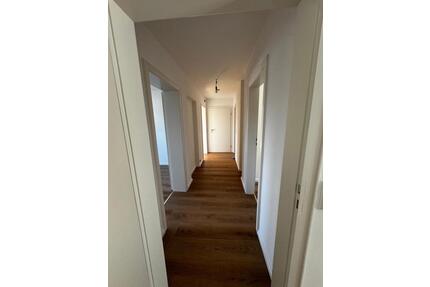 Wohnung zum vermieten - 650,00&nbsp;EUR Kaltmiete, ca.&nbsp; 74,00&nbsp;m&sup2; in Boppard (PLZ: 56154)