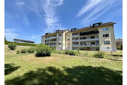 VIEL POTENTIAL, GEMÜTLICH MIT STELLPLATZ UND GARAGE - Wolpertswende