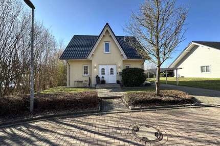 Haus zum Kaufen in Ilsede 355.000,00 € 129 m²