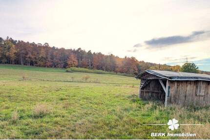 BERK Immobilien - Bauerwartungsland am Dorfrand von Hofstetten