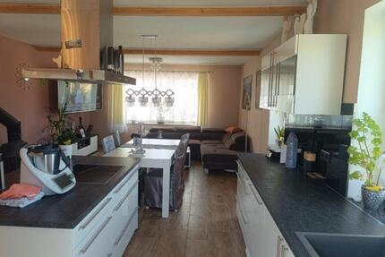 Freistehendes großes Einfamilienhaus Zweifamilienhaus kernsaniert - St. Egidien