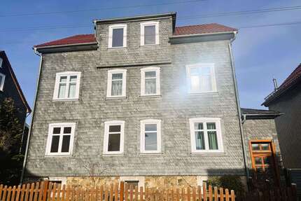 Haus zum Kaufen in Ilmenau 270.000,00 € 260 m²