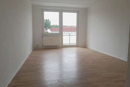 Wohnung zum Mieten in Naumburg (Saale) 353,00 € 55.9 m²