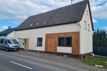 Einfamilienhaus Windeck Hurst - 1.850,00&nbsp;EUR Kaltmiete, ca.&nbsp; 200,00&nbsp;m&sup2; in Windeck (PLZ: 51570)