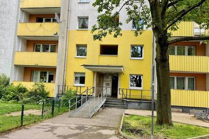 4-Zimmerwohnung sucht Mieter - 630,00&nbsp;EUR Kaltmiete, ca.&nbsp; 90,00&nbsp;m&sup2;&nbsp;Wohnfl&auml;che in Düren (PLZ: 52351) Wörthsiedlung