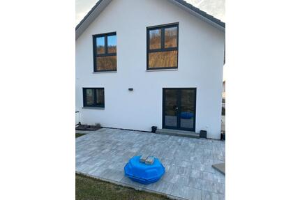 Grosses Neubau-EFH, KfW 40+, Garten & Garage, ohne Provision - Östringen