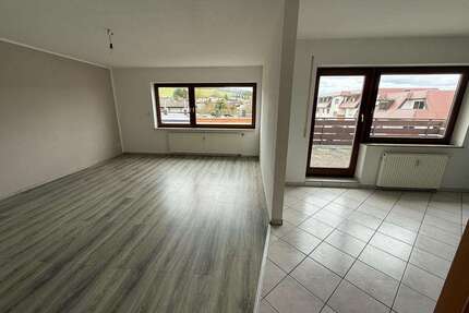 Wohnung zum Kaufen in Wildberg 244.000,00 € 90.24 m²
