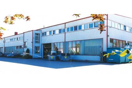 GROßZÜGIGE Ausstellungsfläche mit Büroräumen und KFZ-Stellpl. - Georgensgmünd