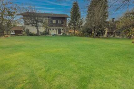 Grundstück für ein Einfamilien-Mehrgenerationenkonzept in zweiter Reihe & guter Lage - Rosenheim Pang