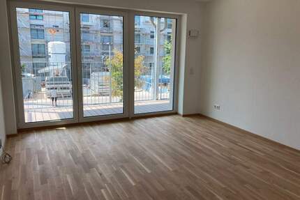 3-Zimmer-Wohnung mit Einbauküche und Balkon! - Schweinfurt Musikerviertel und amerik. Siedlung