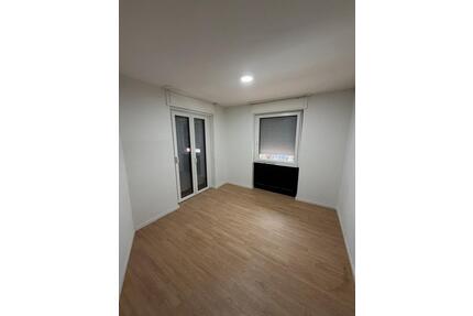 WG Zimmer mit Balkon - Escholzstraße - ab 1.4 - Freiburg im Breisgau Brühl
