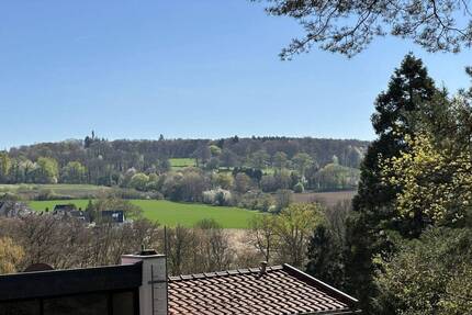 Exklusive barrierefreie 4-Zimmer-Wohnung mit beeindruckendem Panoramablick über Bonn.