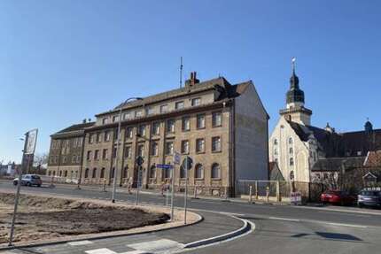 Haus zum Kaufen in Werdau 159.000,00 € 1430 m²