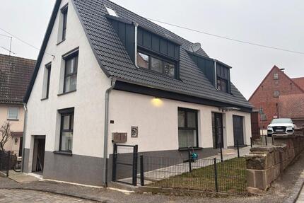 Mehrfamilienhaus zum Verkauf (Kernsaniert) - Fürth Atzenhof