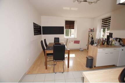 Schöne 3 Zimmer-Wohnung mit Garage - Straubing