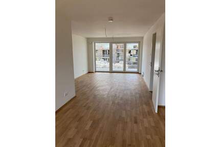 4-Zimmer-Wohnung mit Balkon! - 1.145,00&nbsp;EUR Kaltmiete, ca.&nbsp; 114,00&nbsp;m&sup2;&nbsp;Wohnfl&auml;che in Schweinfurt (PLZ: 97424) Musikerviertel und amerik. Siedlung
