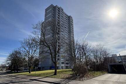 Wohnung zum Kaufen in Stuttgart Fasanenhof 128.000,00 € 28.58 m² - Stuttgart / Fasanenhof