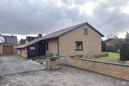 Bungalow zu ebener Erde mit Garage und Wintergarten - Wustrow Blütlingen