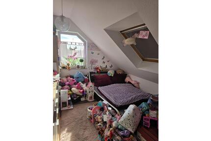 Schöne helle Dachgeschosswohnung 70qm mit Balkon - Gotha