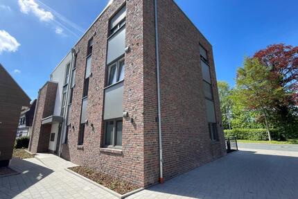 Lichtdurchflutete und moderne 3-Zimmer-Wohnung mit Balkon - Diepholz