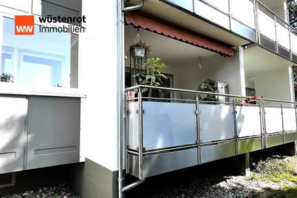 Toll geschnittene 2-Zimmer-Wohnung mit großer Loggia - Ottobrunn