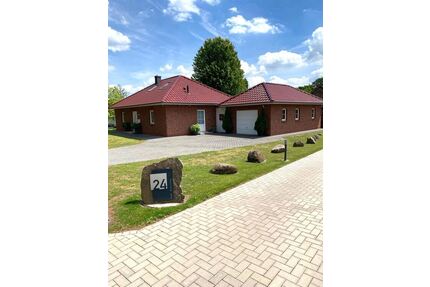 Junger moderner Bungalow KfW 55, Solarthermie, Kamin, Ausbaureserve TOP Lage, sofort Verfügbar - Kirchdorf b Sulingen