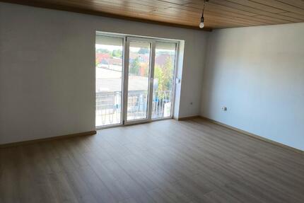 Wohnung mit Terrasse und Garten, 99,5qm in Ruhstorf zu vermieten - Ruhstorf an der Rott