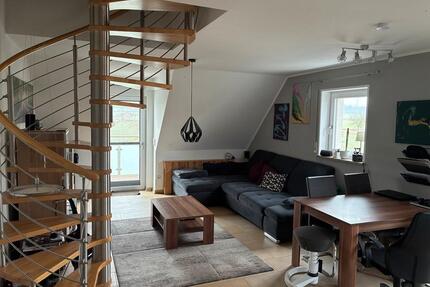 2-Zimmer-Maisonettewohnung mit Balkon im Niedrigenergiehaus - Bergrheinfeld