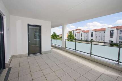 Wohnung zum Mieten in Augsburg-Göggingen 1.750,00 € 140.44 m²