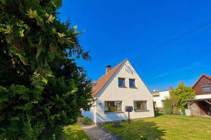 Haus zum Kaufen in Markkleeberg 340.000,00 € 98 m²