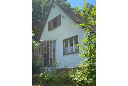 Romantisches Wochenendhaus, Hexenhaus-Flair in idyllischer Lage - Offenhausen