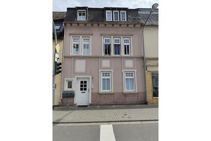 Mehrfamilienhaus 3 Wohnungen+Innenhof Zentrumnah Provisionsfrei ! - Diez