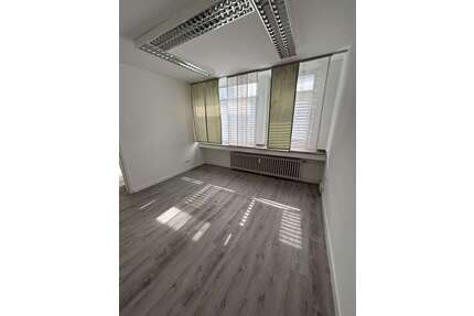 Wohnung zum Mieten in Duisburg 700,00 € 100 m²
